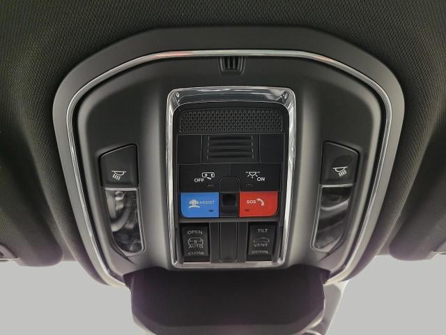 2024 Jeep Grand Cherokee L Laredo X 4x4