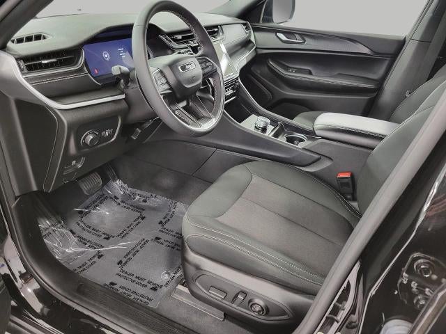 2024 Jeep Grand Cherokee L Laredo X 4x4