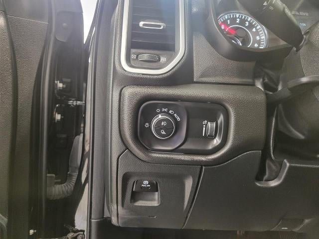 2025 RAM 1500 Big Horn Crew Cab 4x4 5'7" Box