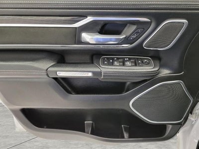 2023 RAM 1500 Laramie Crew Cab 4x4 5'7" Box