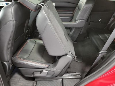 2024 Ford Explorer ST-Line