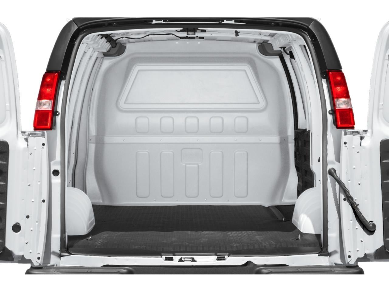 2025 Chevrolet Express Cargo WT