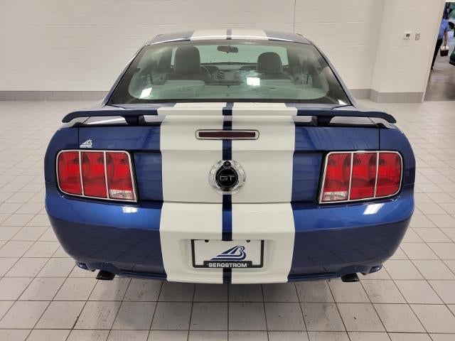 2006 Ford Mustang GT Deluxe