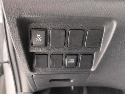 2018 Nissan Pathfinder SV