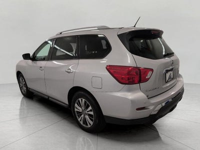 2018 Nissan Pathfinder SV
