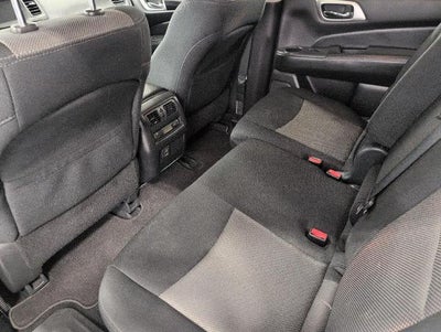 2018 Nissan Pathfinder SV