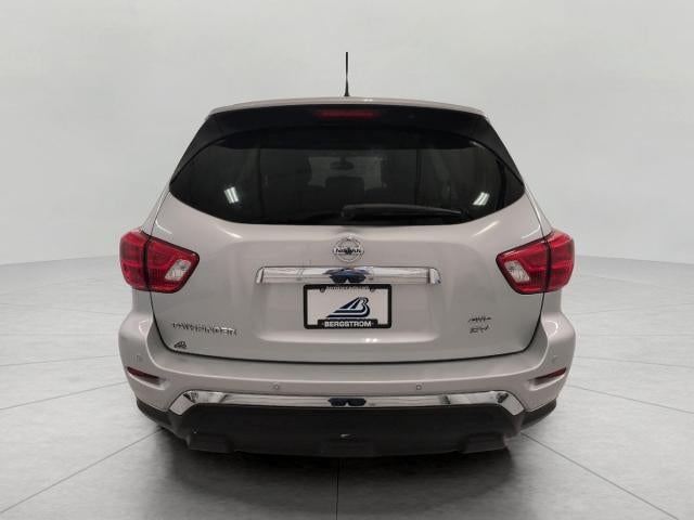 2018 Nissan Pathfinder SV