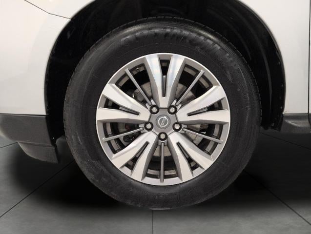 2018 Nissan Pathfinder SV