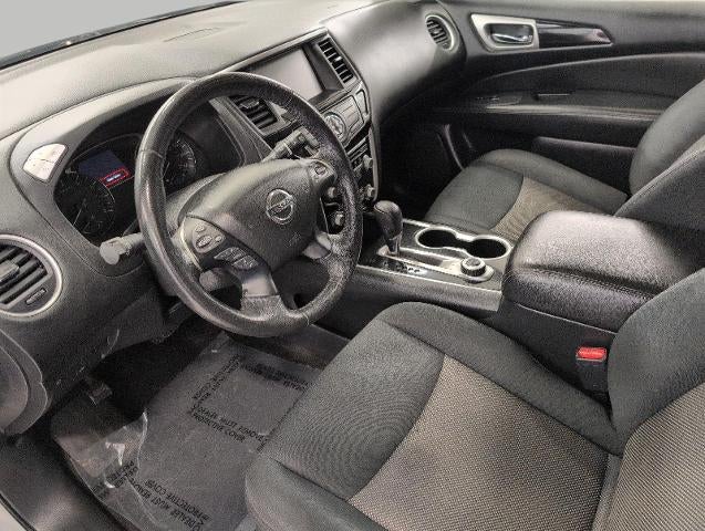 2018 Nissan Pathfinder SV