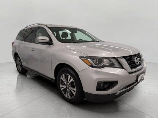 2018 Nissan Pathfinder SV