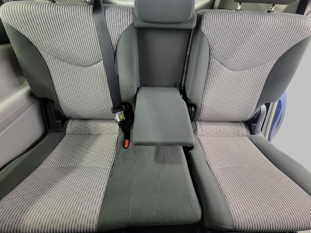 2016 Toyota Prius v Three