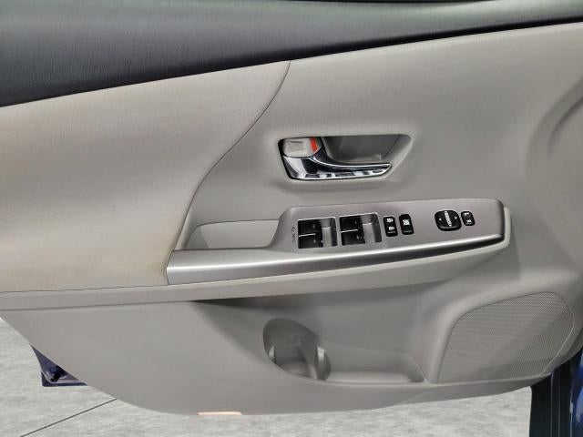 2016 Toyota Prius v Three